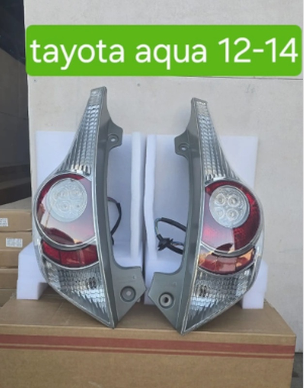 Стоп фары от Toyota Aqua 2012-14